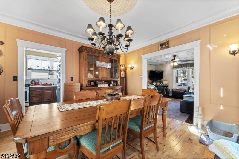 Chandelier, Dining room, Interior, Living room, Wood Texture Flooring