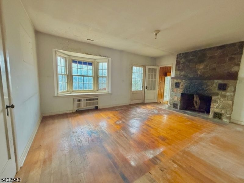 Empty room, Fireplace, Interior, Wood Texture Flooring