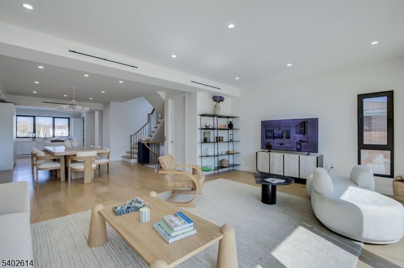 Dining room, Interior, Living room, Recessed Lighting, Wood Texture Flooring