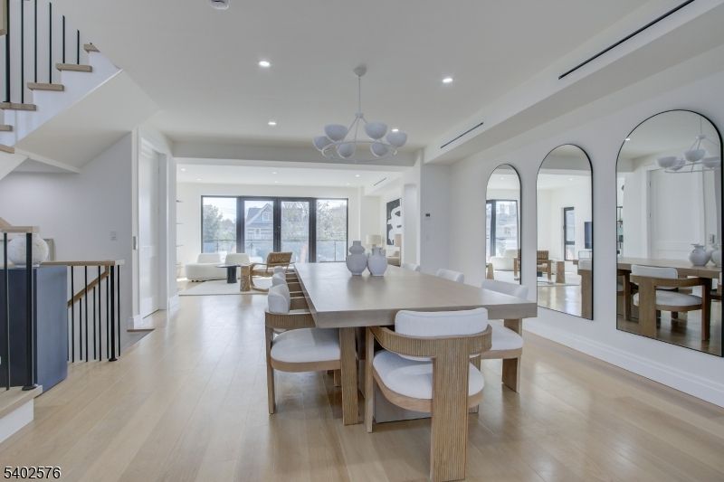 Chandelier, Dining room, Interior, Recessed Lighting, Wood Texture Flooring