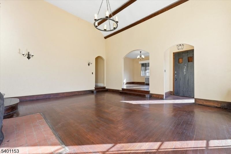 Chandelier, Empty room, Interior, Pendant Lights, Wood Texture Flooring