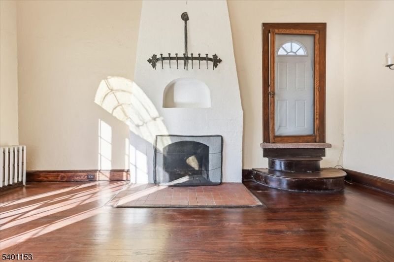 Fireplace, Interior, Pendant Lights, Wood Texture Flooring