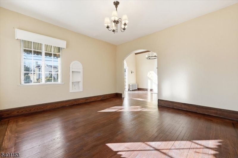 Chandelier, Empty room, Interior, Wood Texture Flooring
