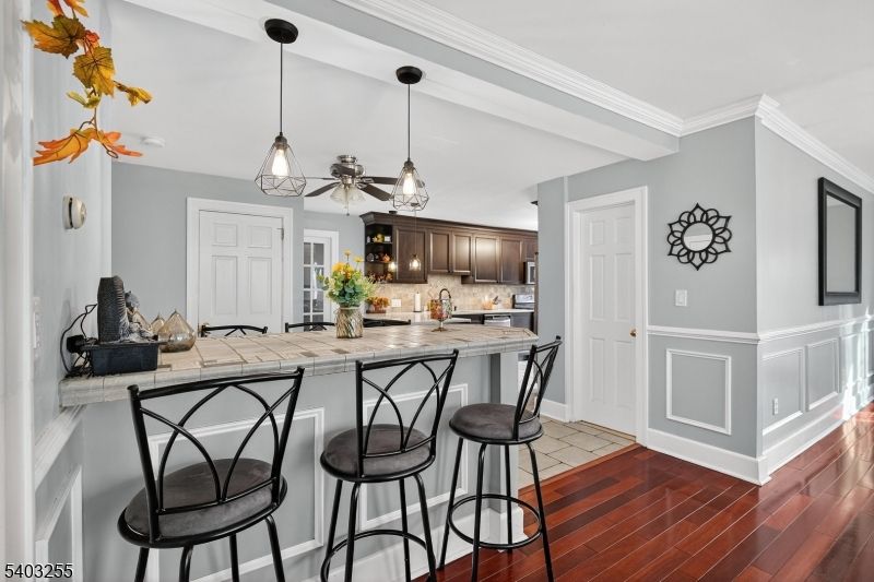 Interior, Kitchen, Pendant Lights, Wood Texture Flooring