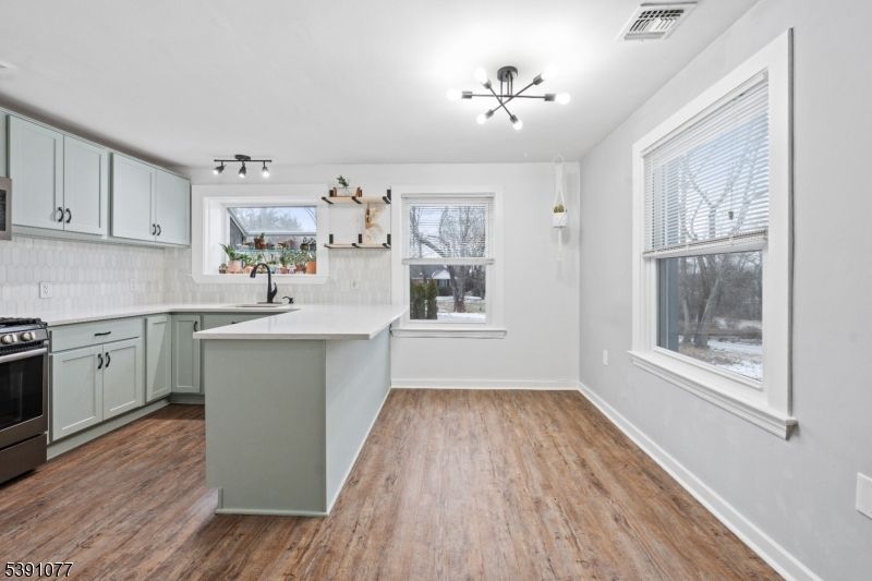 Interior, Kitchen, Pendant Lights, Wood Texture Flooring