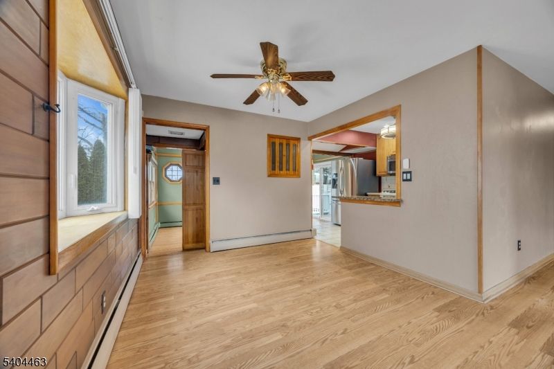 Empty room, Interior, Kitchen, Wood Texture Flooring