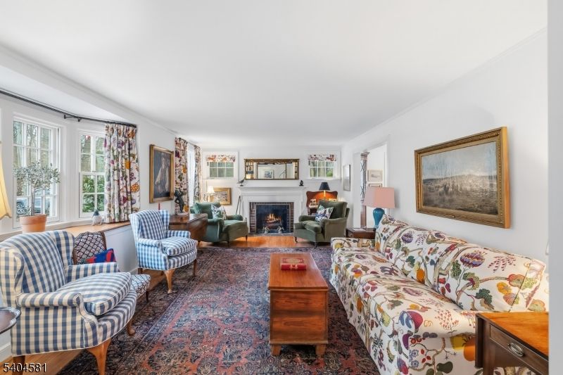 Fireplace, Interior, Living room