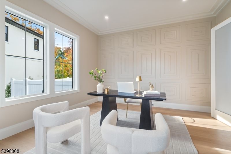 Home Office, Interior, Recessed Lighting, Wood Texture Flooring