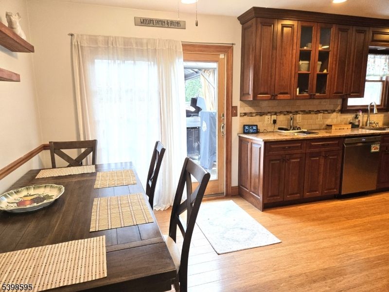 Dining room, Interior, Kitchen, Recessed Lighting, Wood Texture Flooring