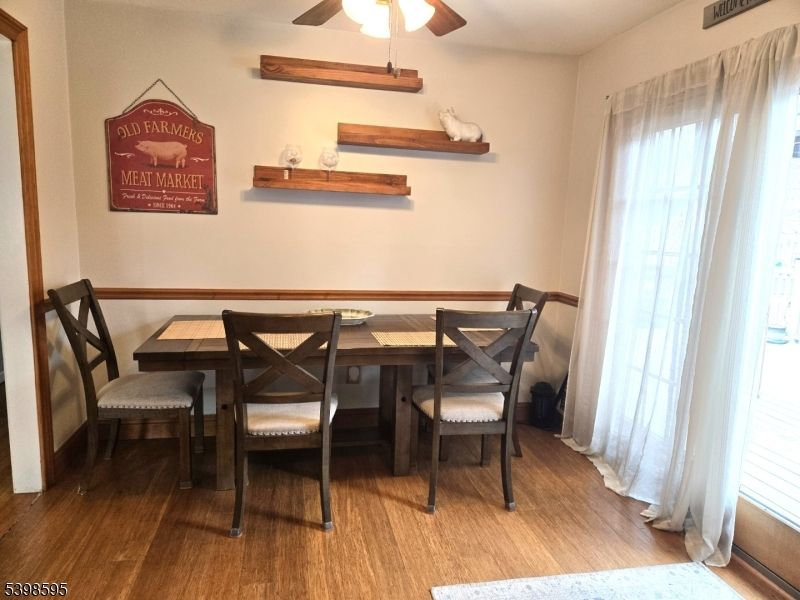 Dining room, Interior, Wood Texture Flooring