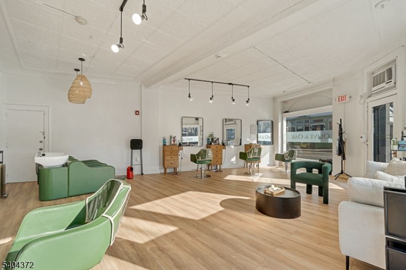 Interior, Living room, Pendant Lights, Wood Texture Flooring