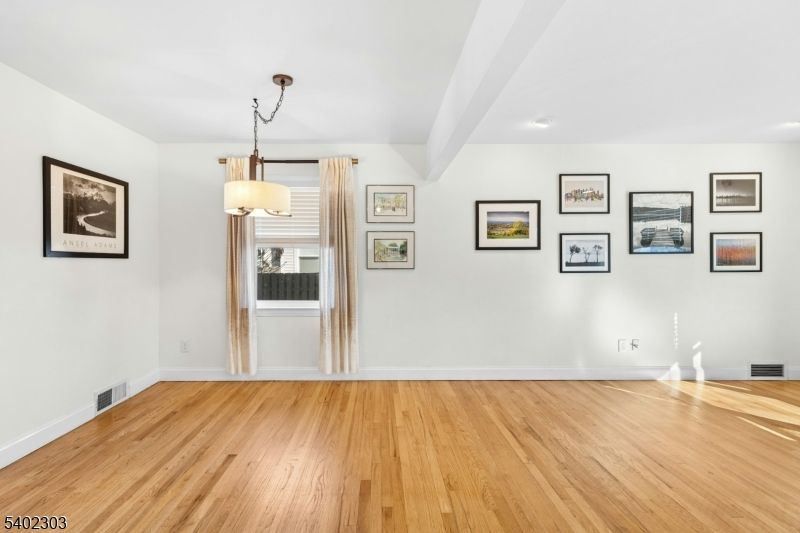 Empty room, Interior, Pendant Lights, Recessed Lighting, Wood Texture Flooring