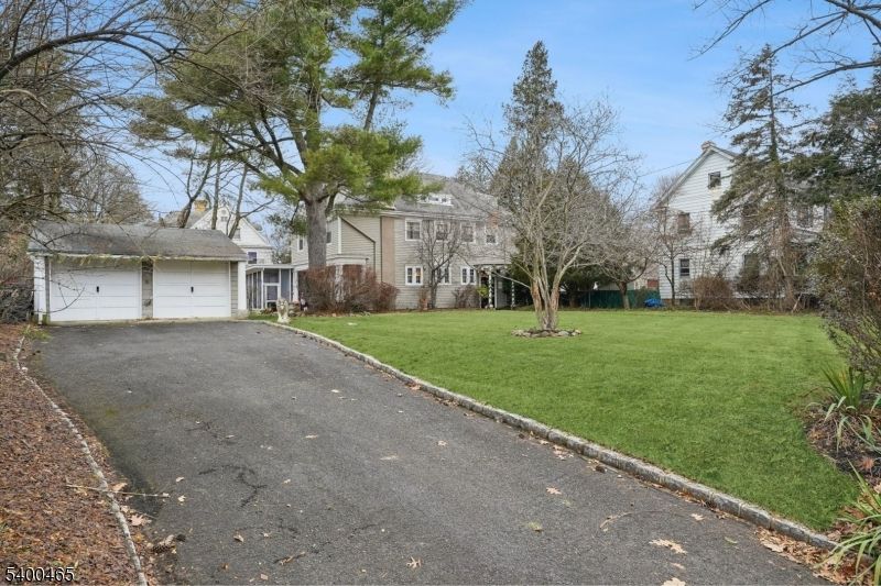 Backyard, Detached Garage, Exterior