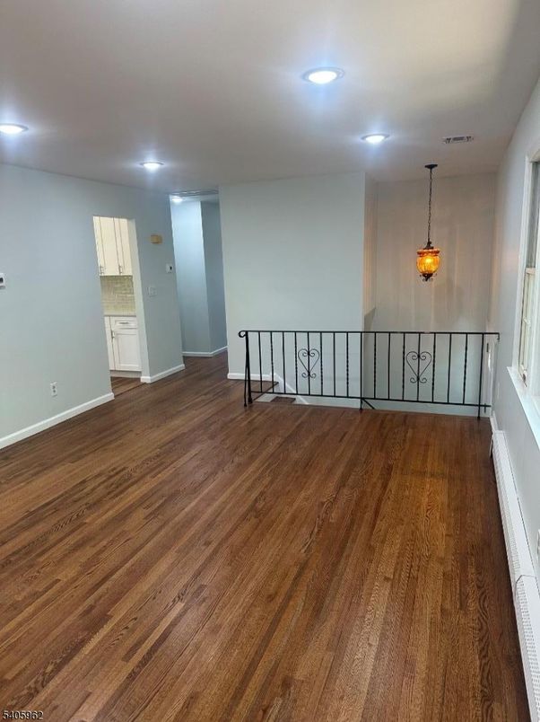 Interior, Pendant Lights, Recessed Lighting, Wood Texture Flooring