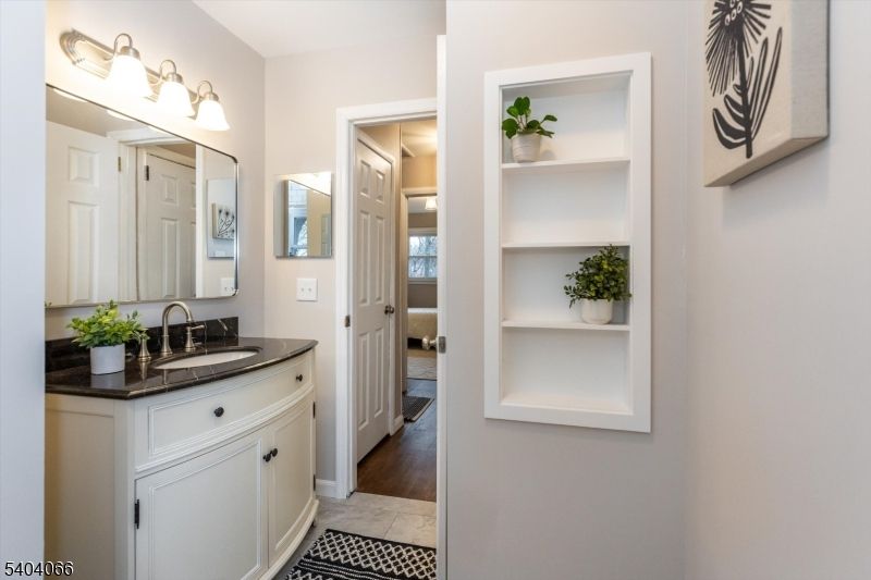 Bathroom, Dual Sink Vanities, Interior, Wood Texture Flooring