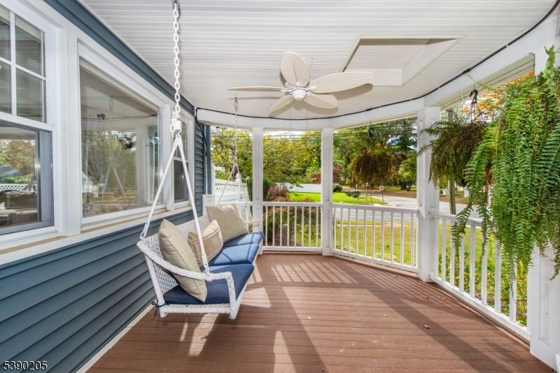 Interior, Sun Room, Wood Texture Flooring