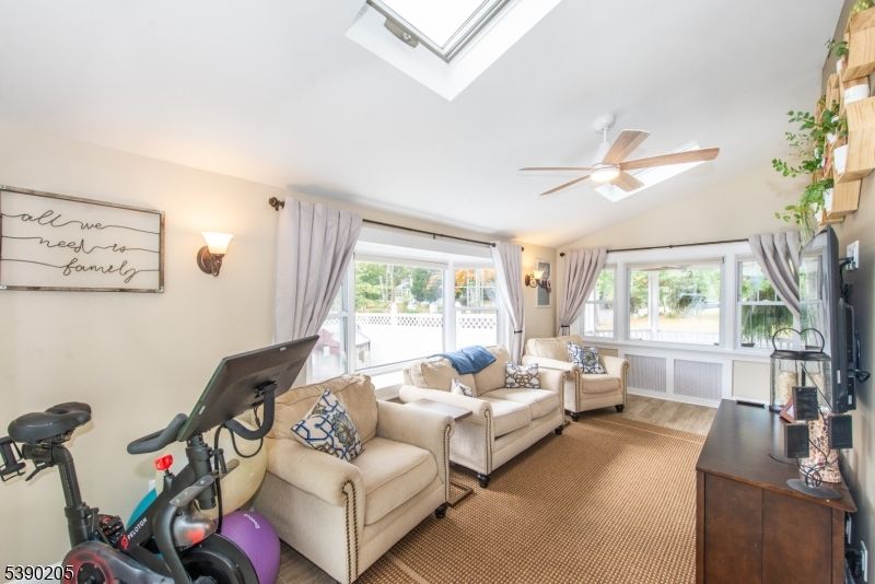 Fitness Equipment, Interior, Living room, Wood Texture Flooring