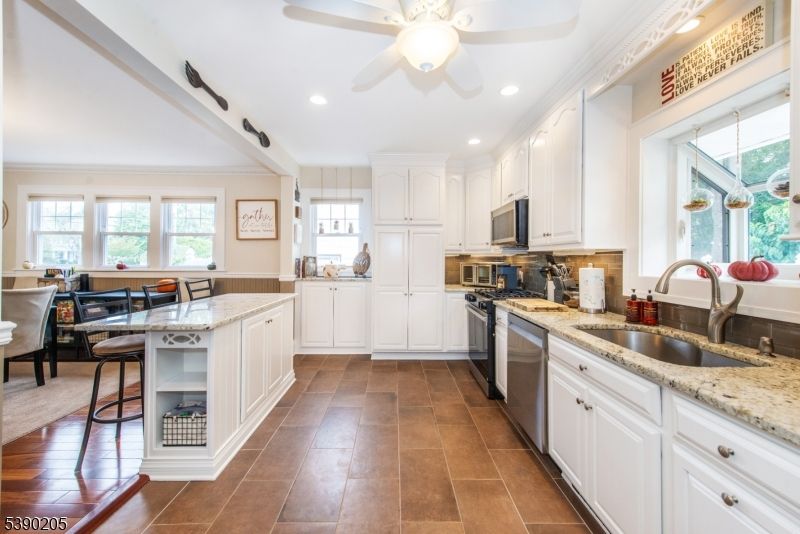 Interior, Kitchen, Recessed Lighting