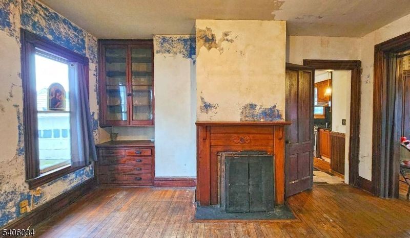 Fireplace, Interior, Pendant Lights, Wood Texture Flooring