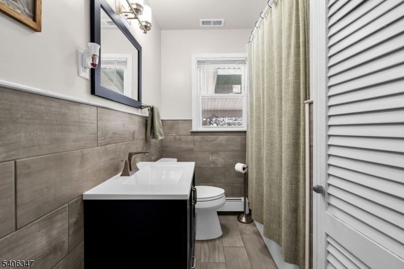 Bathroom, Interior, Wood Texture Flooring