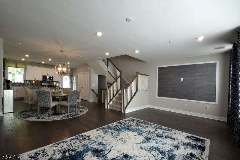 Chandelier, Dining room, Interior, Kitchen, Pendant Lights, Recessed Lighting, Wood Texture Flooring