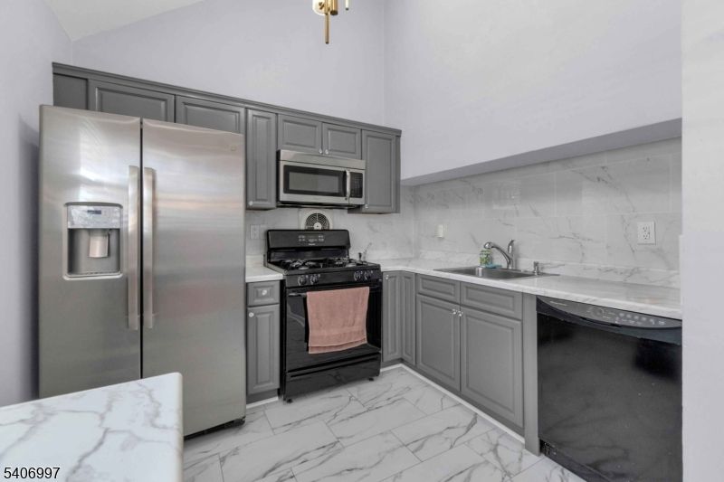 Interior, Kitchen, Marble, Marble Walls, Stainless Steel Appliances