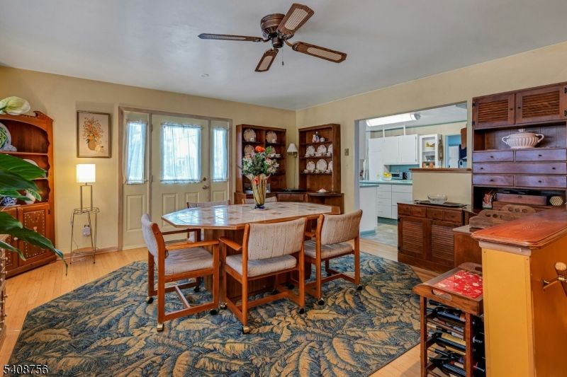 Dining room, Interior, Wood Texture Flooring