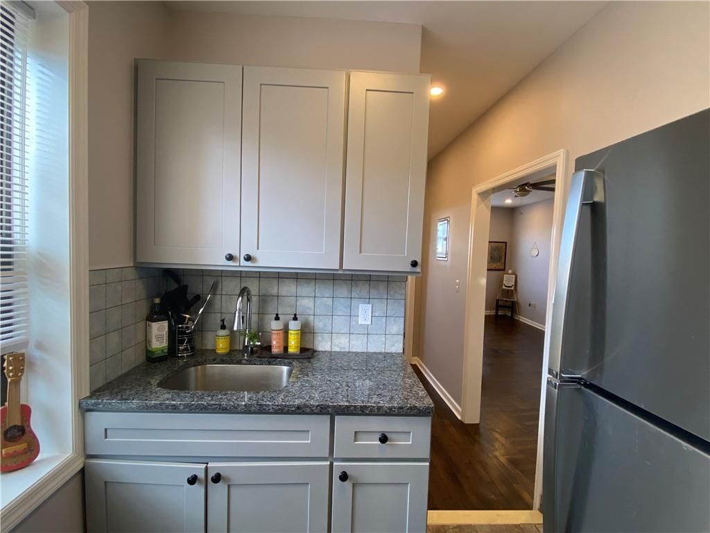 DE Listing image placeholder