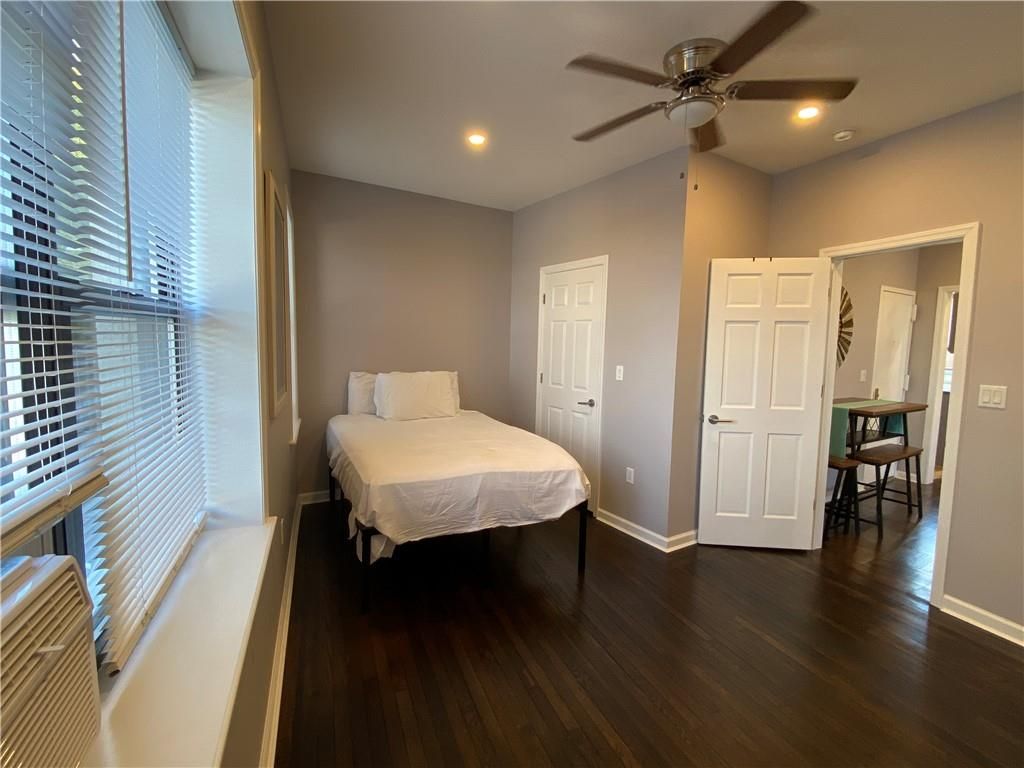 DE Listing image placeholder