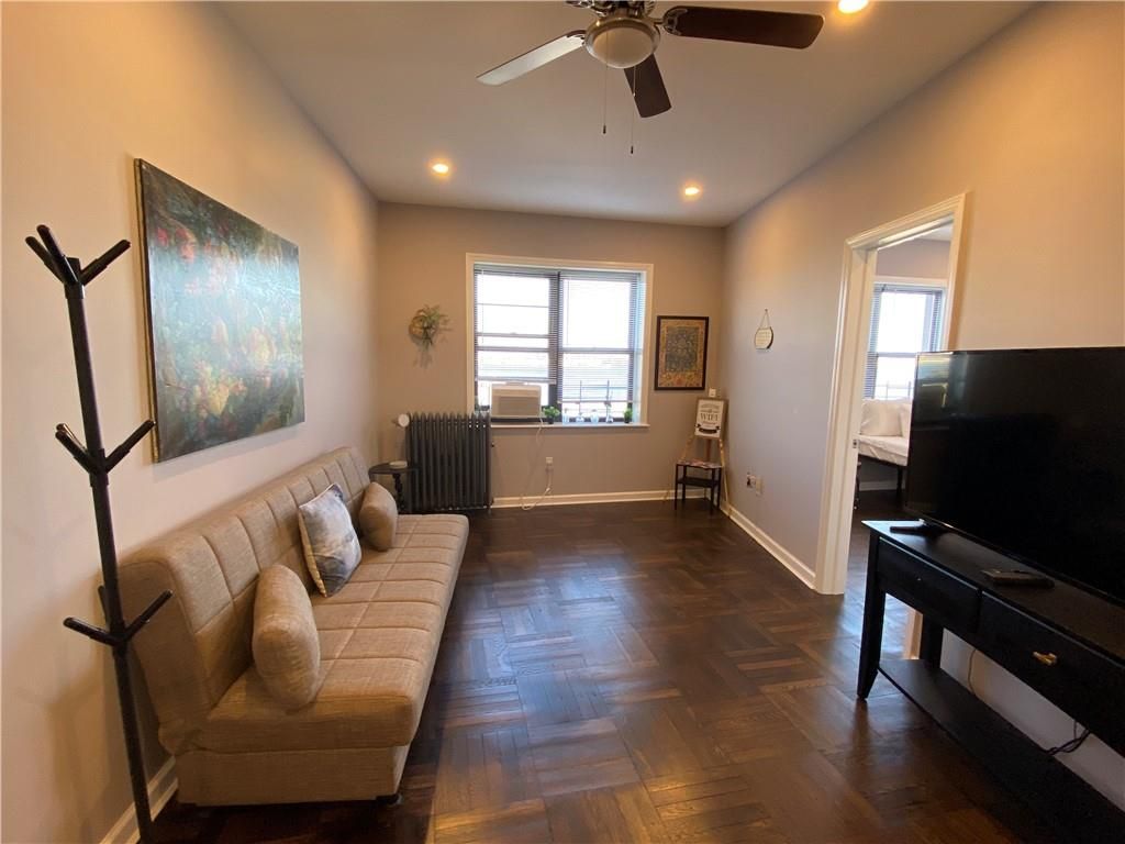 DE Listing image placeholder