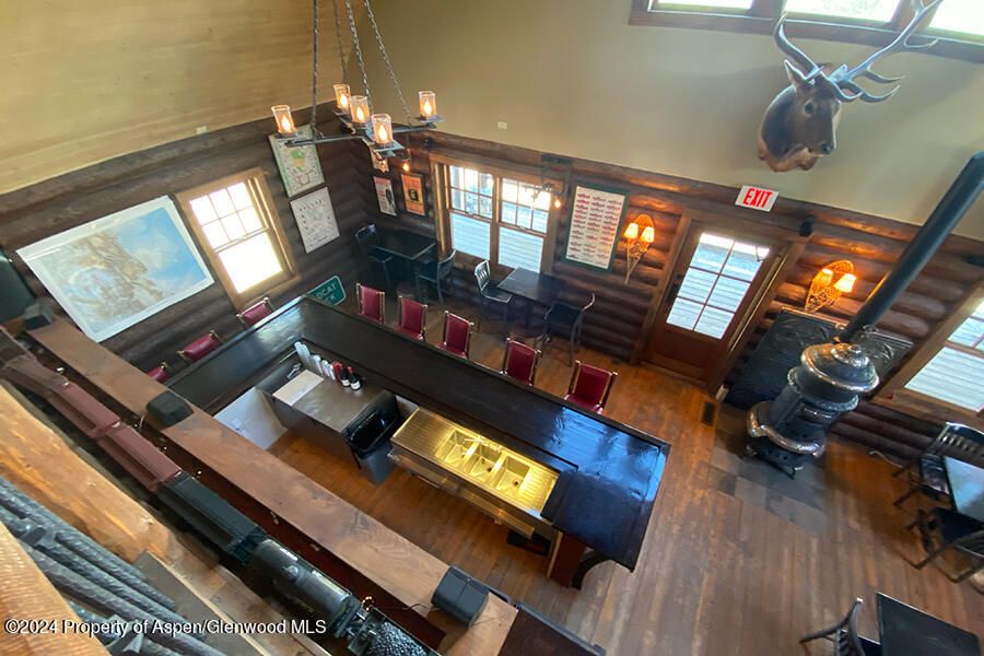 Interior, Pendant Lights, Wood Texture Flooring