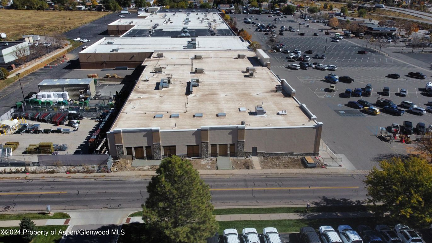Exterior, Drone