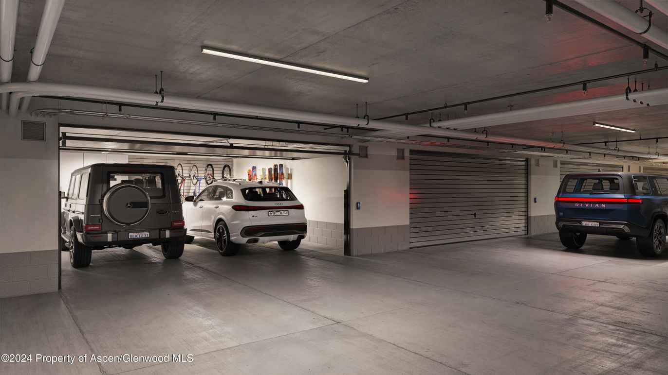 Garage, Interior