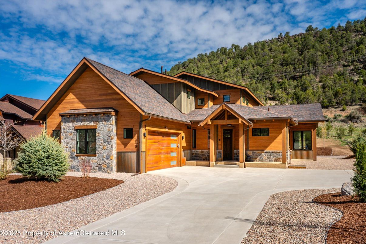 Attached, Exterior, Facade, Log Home