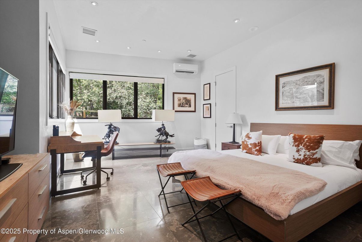 Bedroom, Home Office, Interior, Recessed Lighting