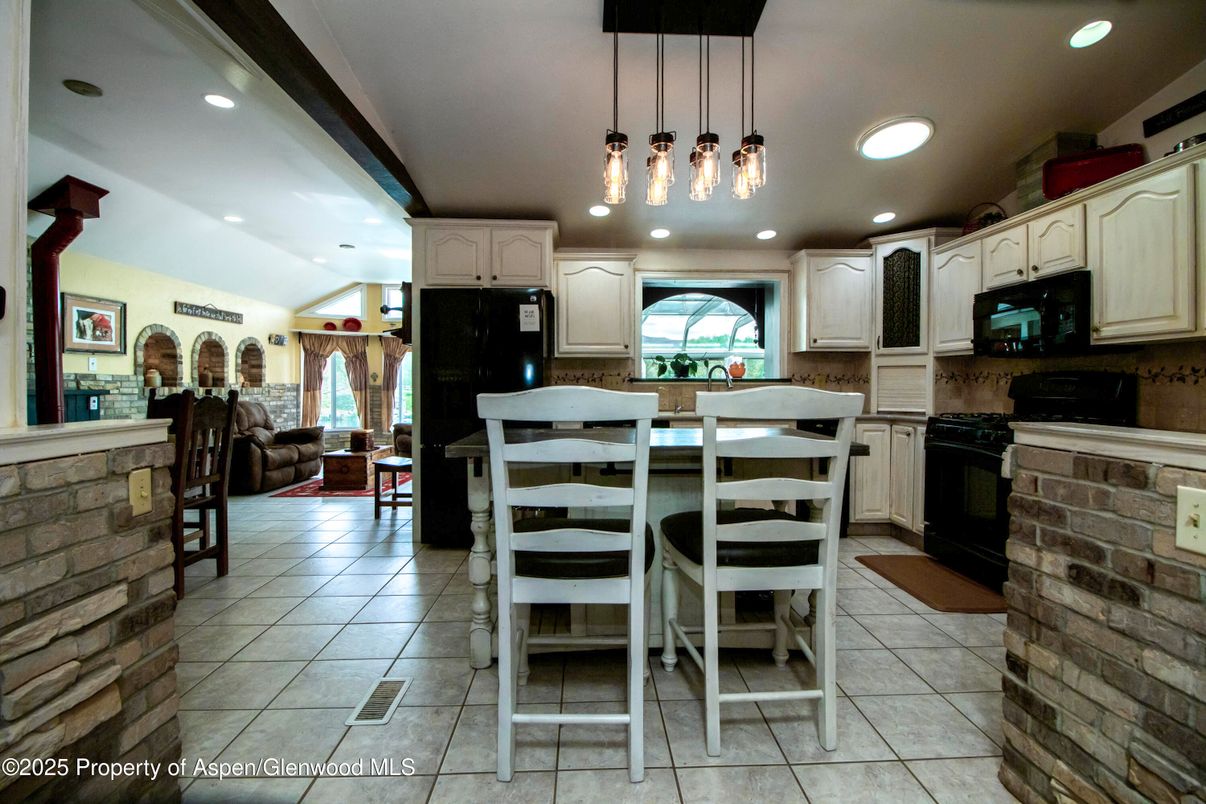 Interior, Kitchen, Pendant Lights, Recessed Lighting