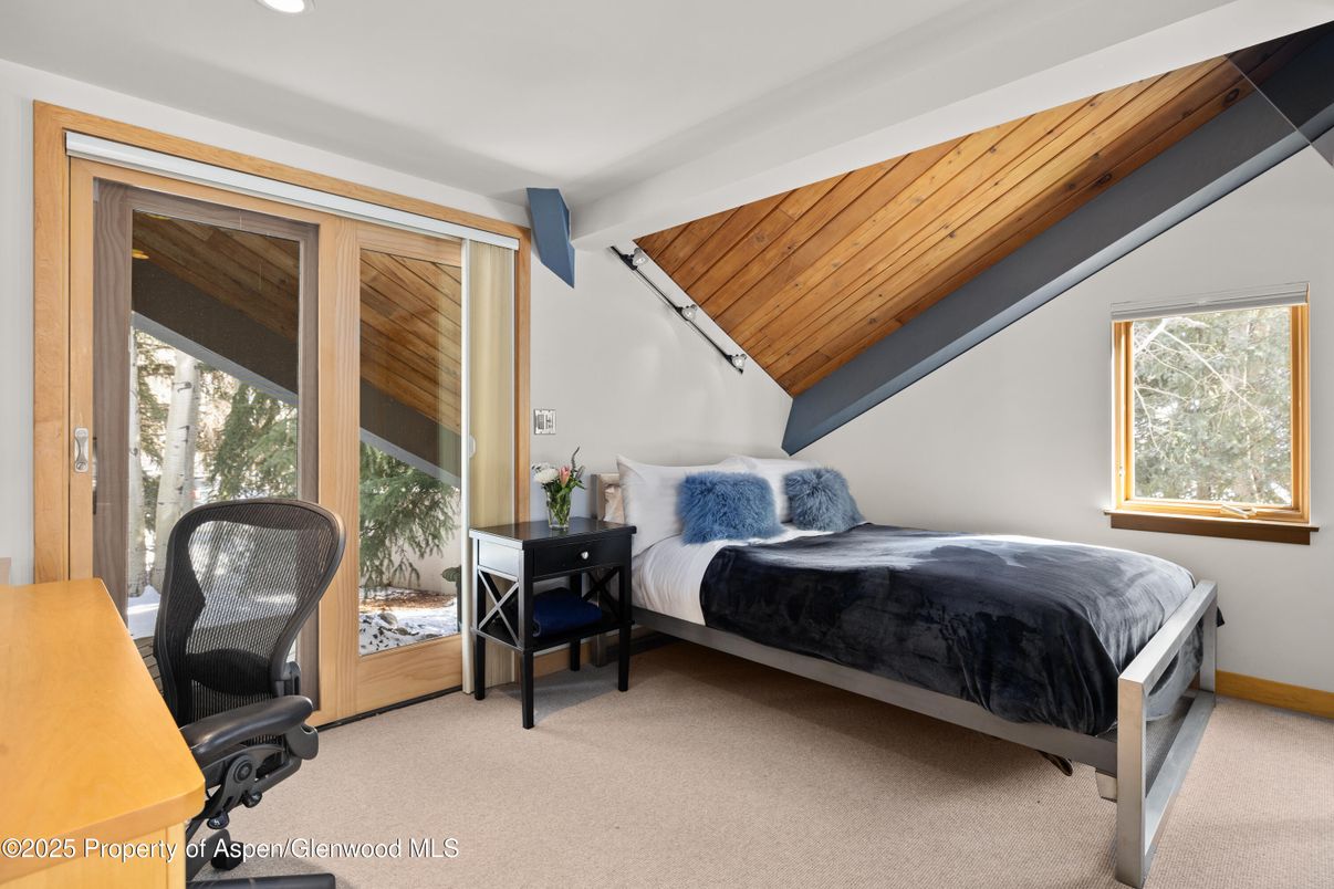 Bedroom, Interior, Recessed Lighting, Wooden Ceilings
