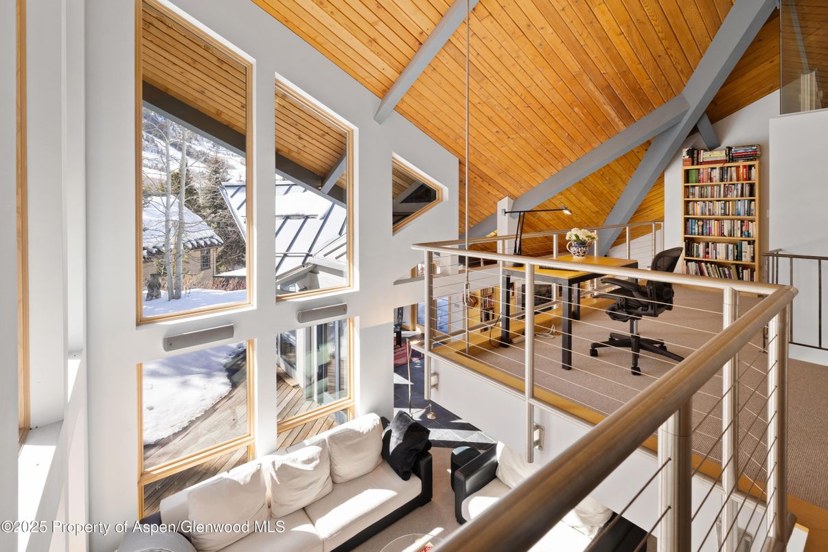 Home Office, Interior, Wooden Ceilings