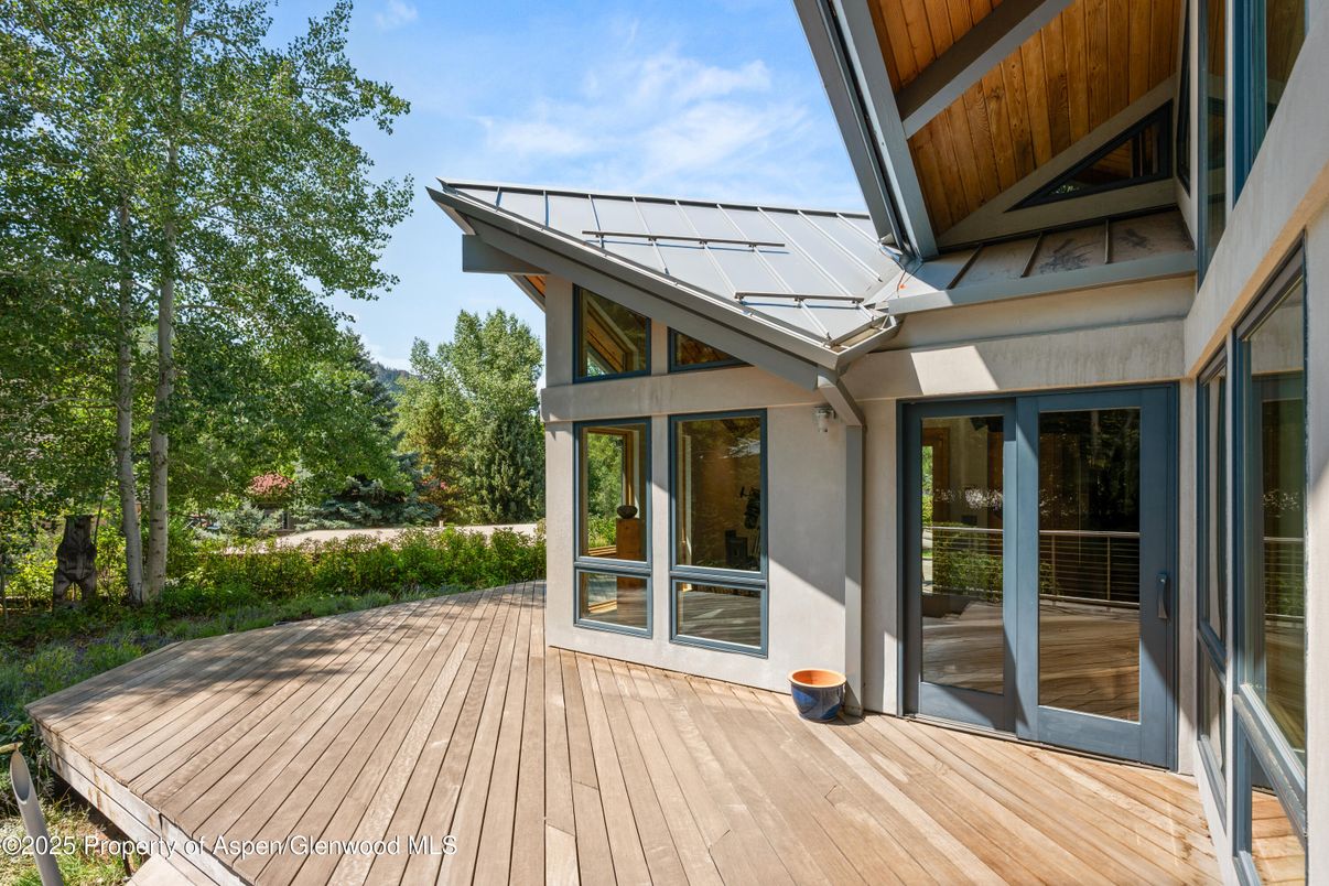 Exterior, Solar Panels