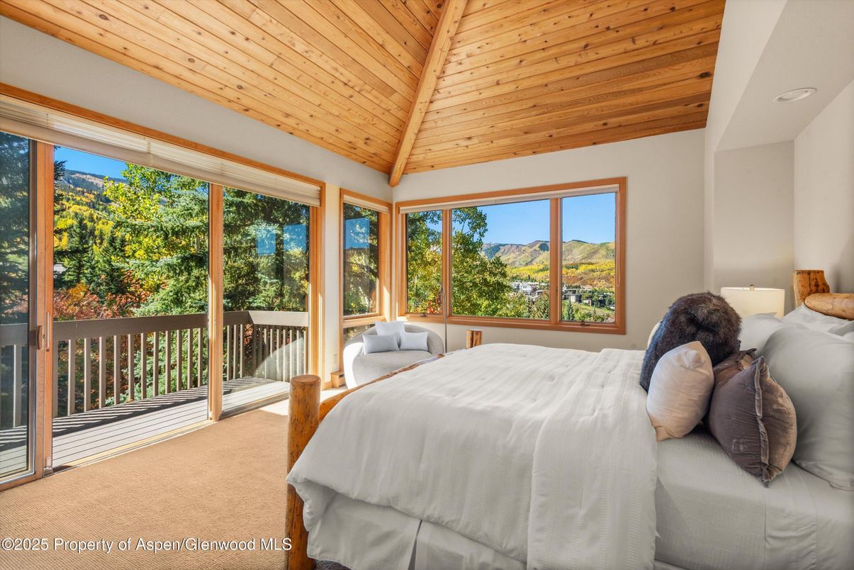 Bedroom, Interior, Wooden Ceilings