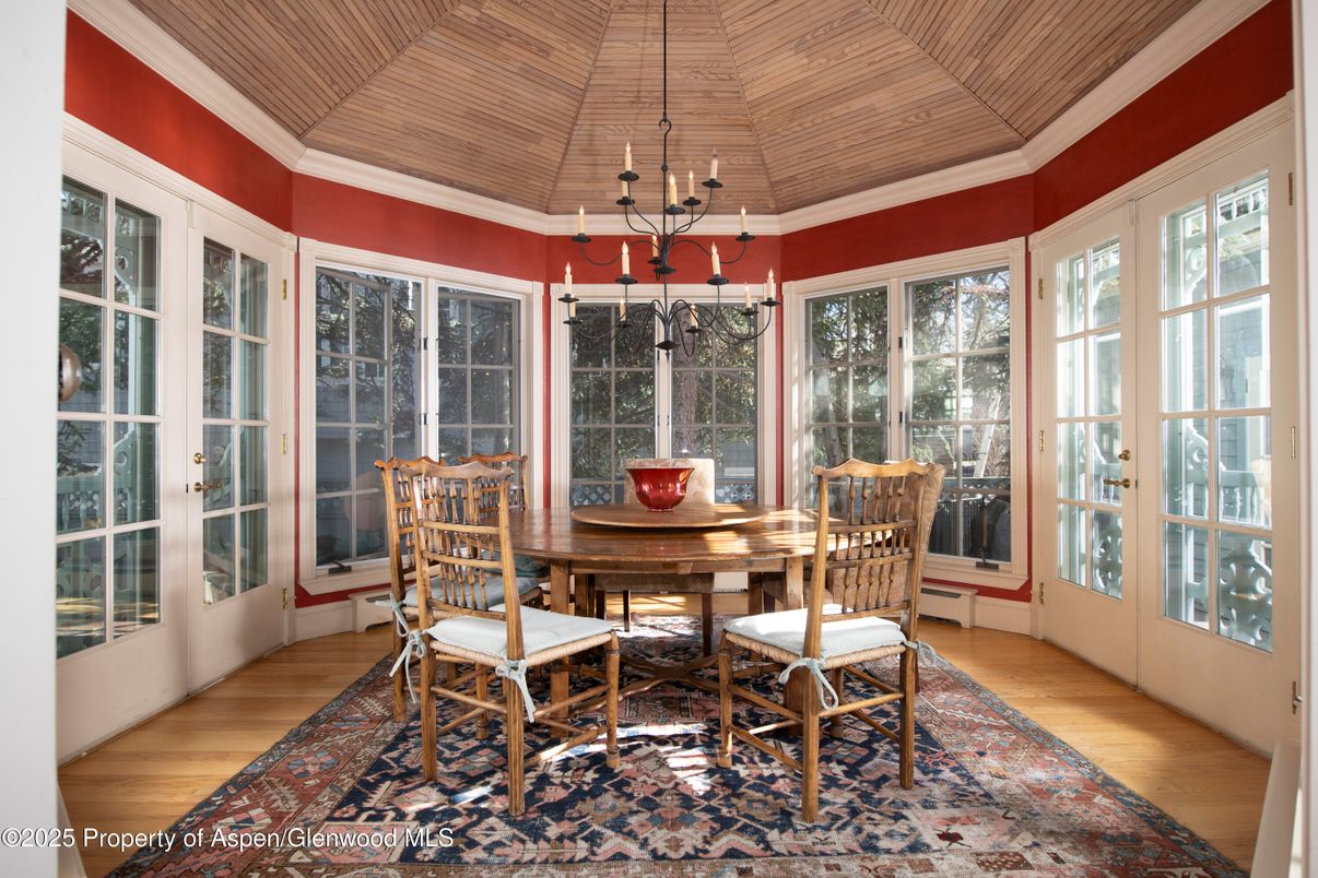 Dining room, Interior, Pendant Lights, Sun Room, Wood Texture Flooring