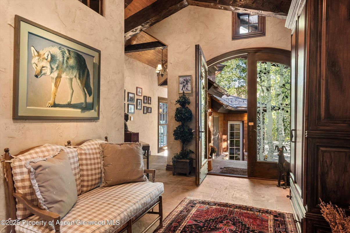 Interior, Wooden Beams