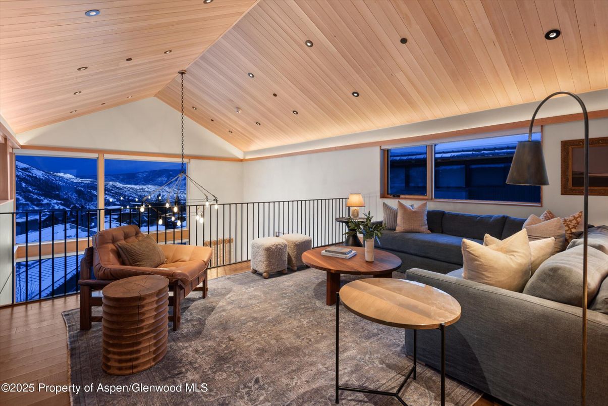 Interior, Living room, Recessed Lighting, Wooden Ceilings