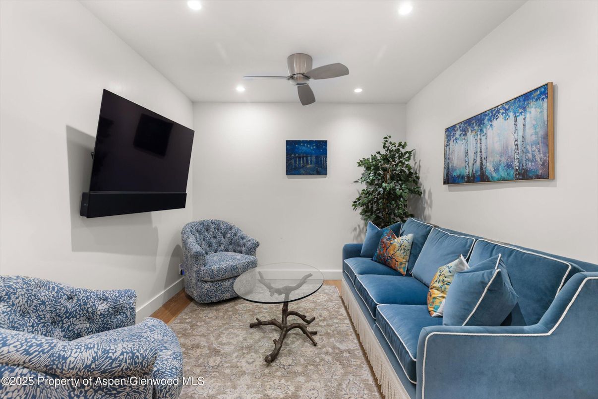 Interior, Living room, Recessed Lighting