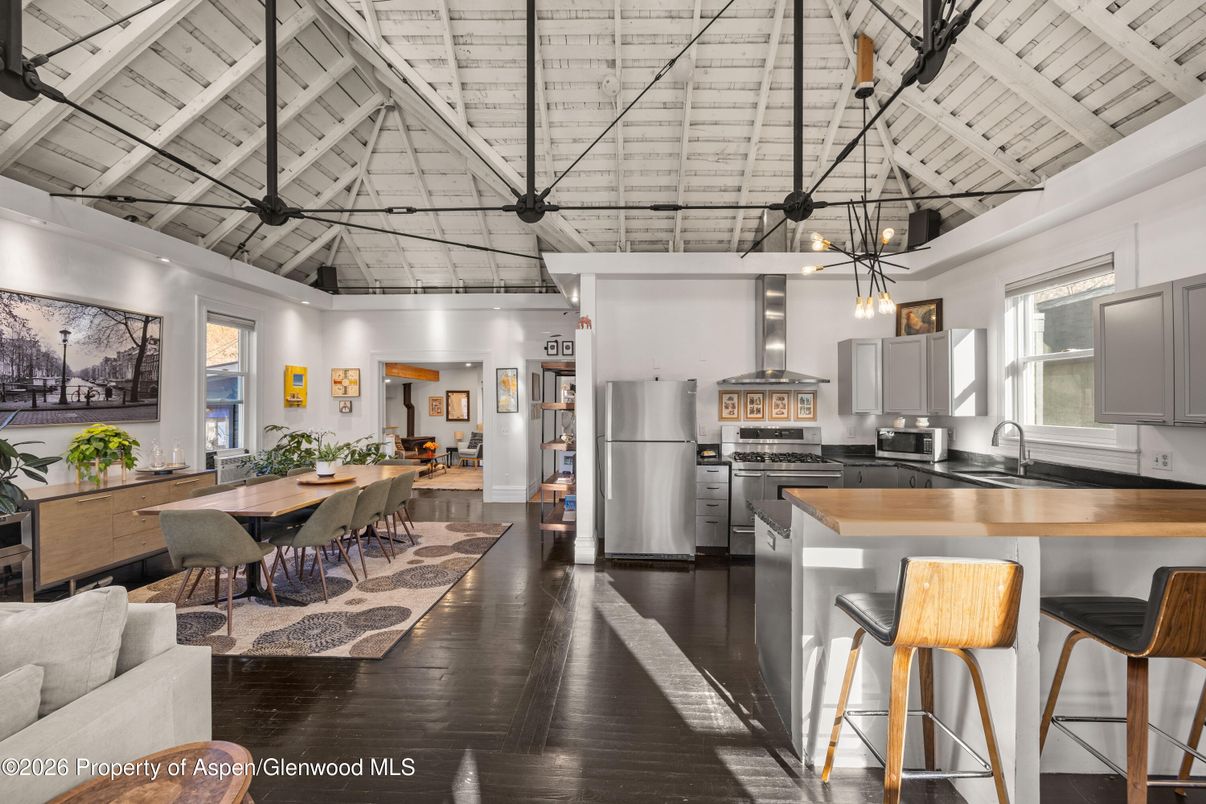 Dining room, Interior, Kitchen, Pendant Lights, Stainless Steel Appliances, Wood Texture Flooring