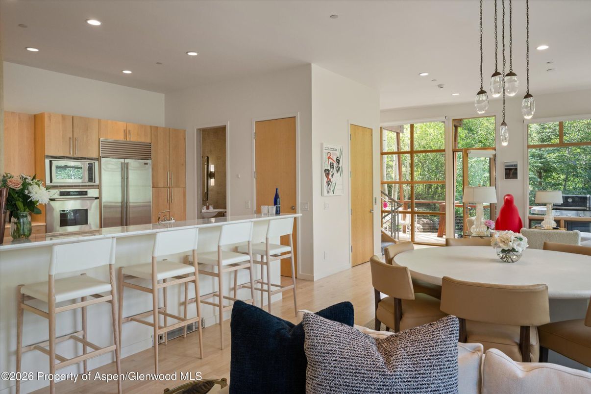 Dining room, Interior, Kitchen, Pendant Lights, Recessed Lighting, Stainless Steel Appliances