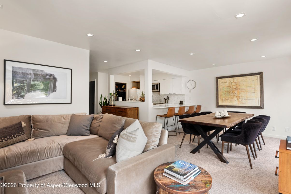 Dining room, Interior, Kitchen, Living room, Recessed Lighting
