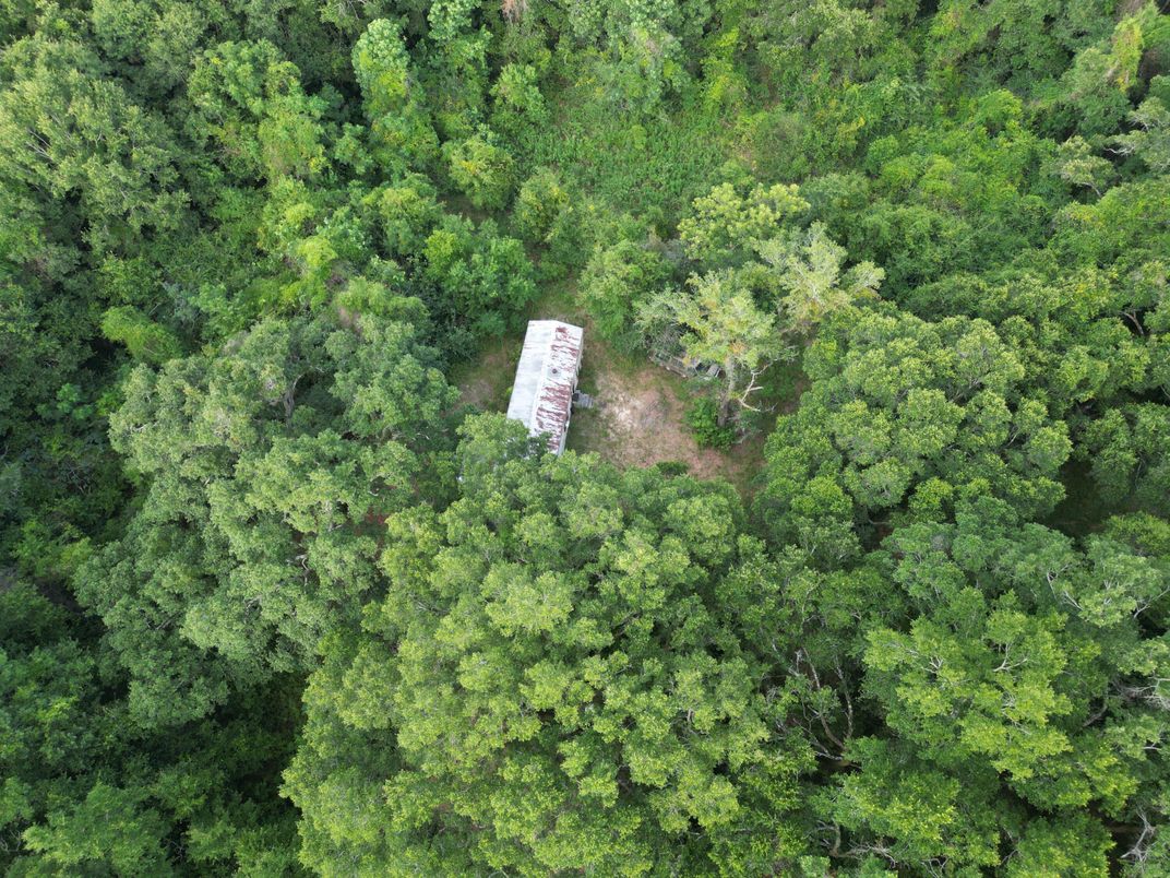 Exterior, Drone
