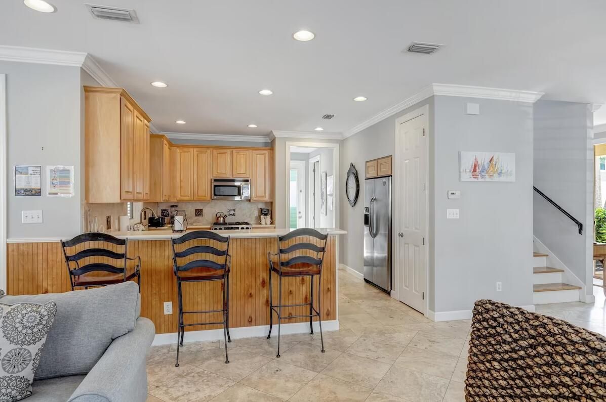 Interior, Kitchen, Recessed Lighting, Washer