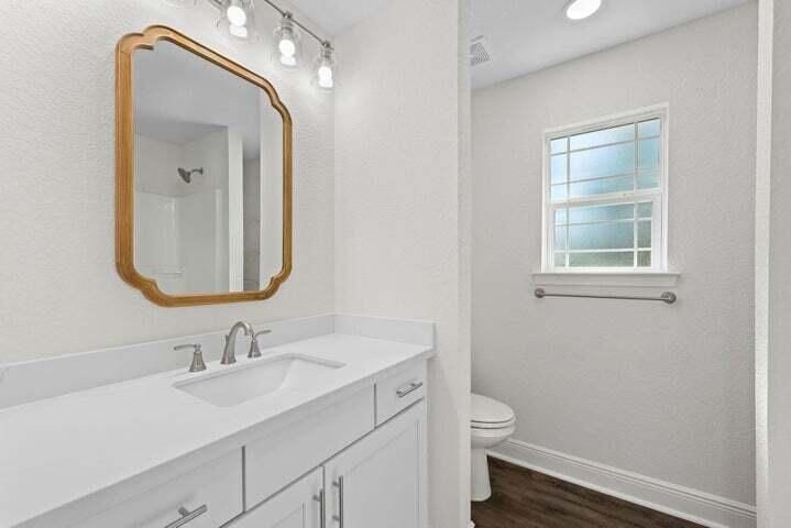 Bathroom, Interior, Recessed Lighting, Wood Texture Flooring